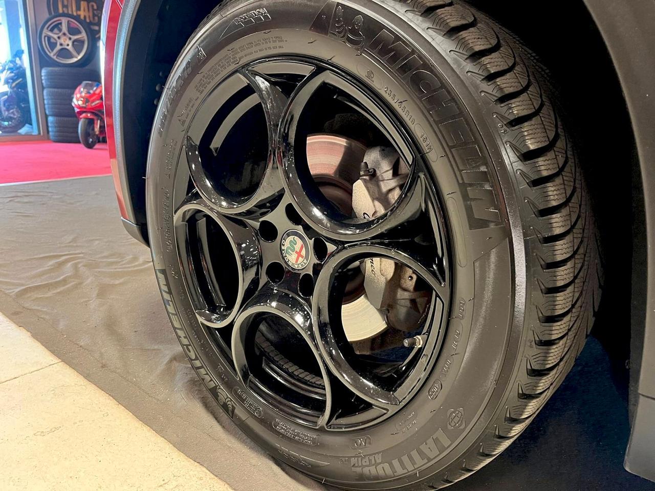 Alfa Romeo Stelvio Q4