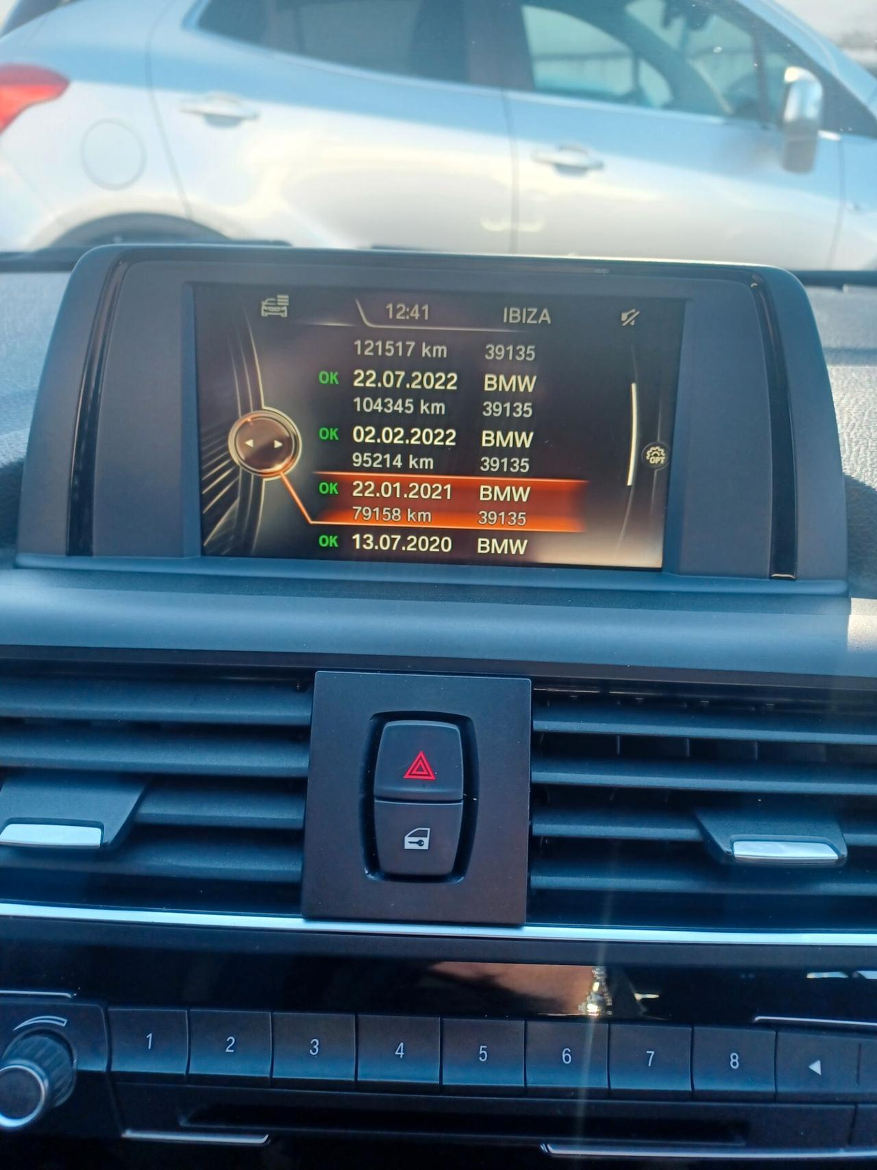 Bmw 116 d Urban LED BIXENO ANNO 2015