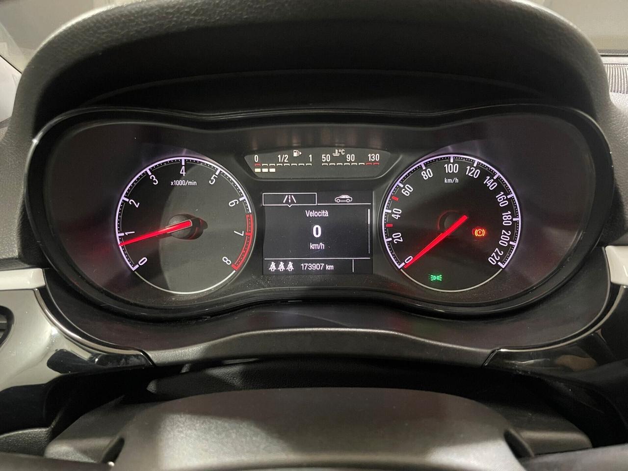 Opel Corsa 1.4 90CV GPL Tech 5 porte Innovation