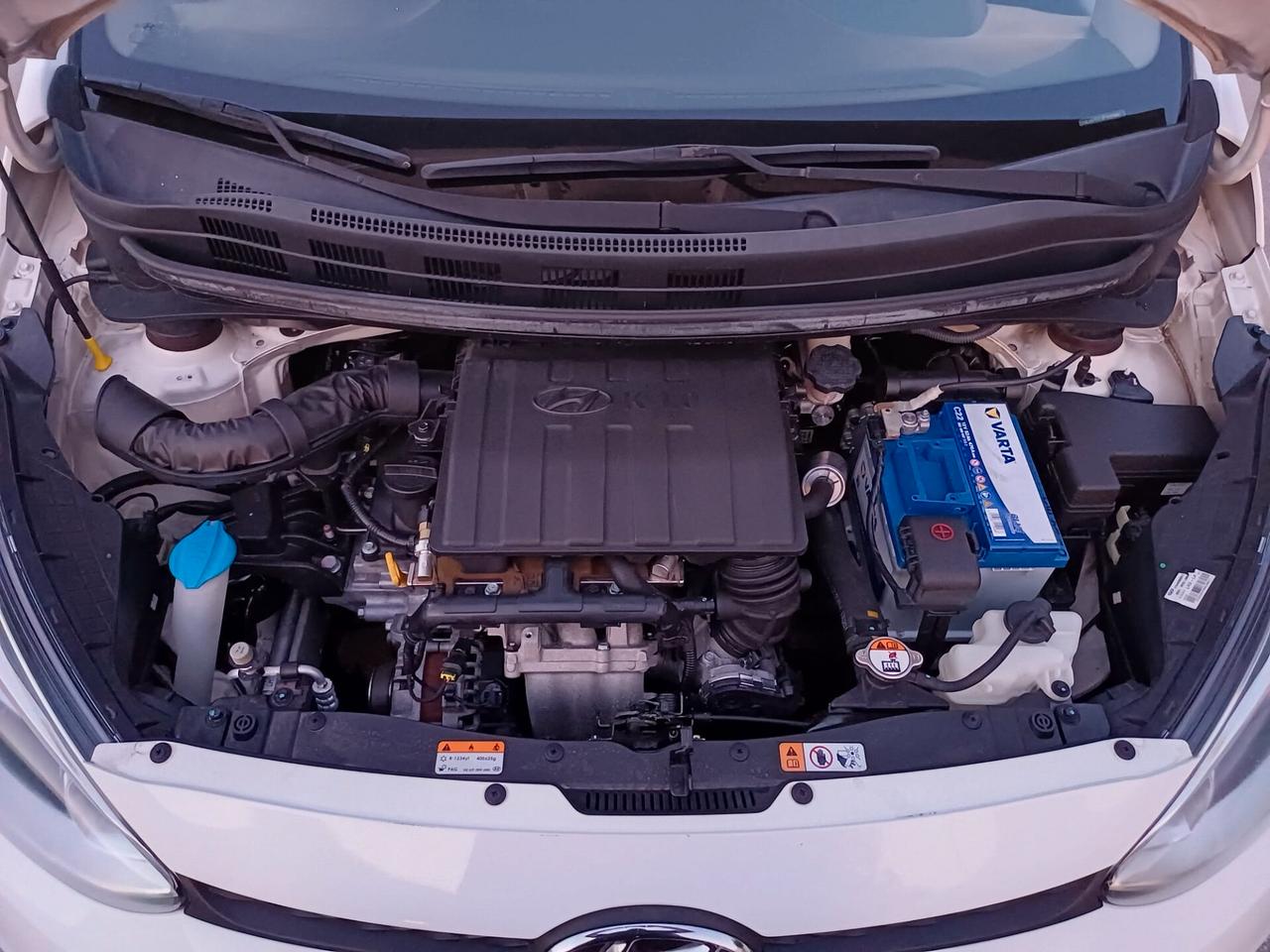 Hyundai i10 GPL DI SERIE PARI AL NUOVO - 2015