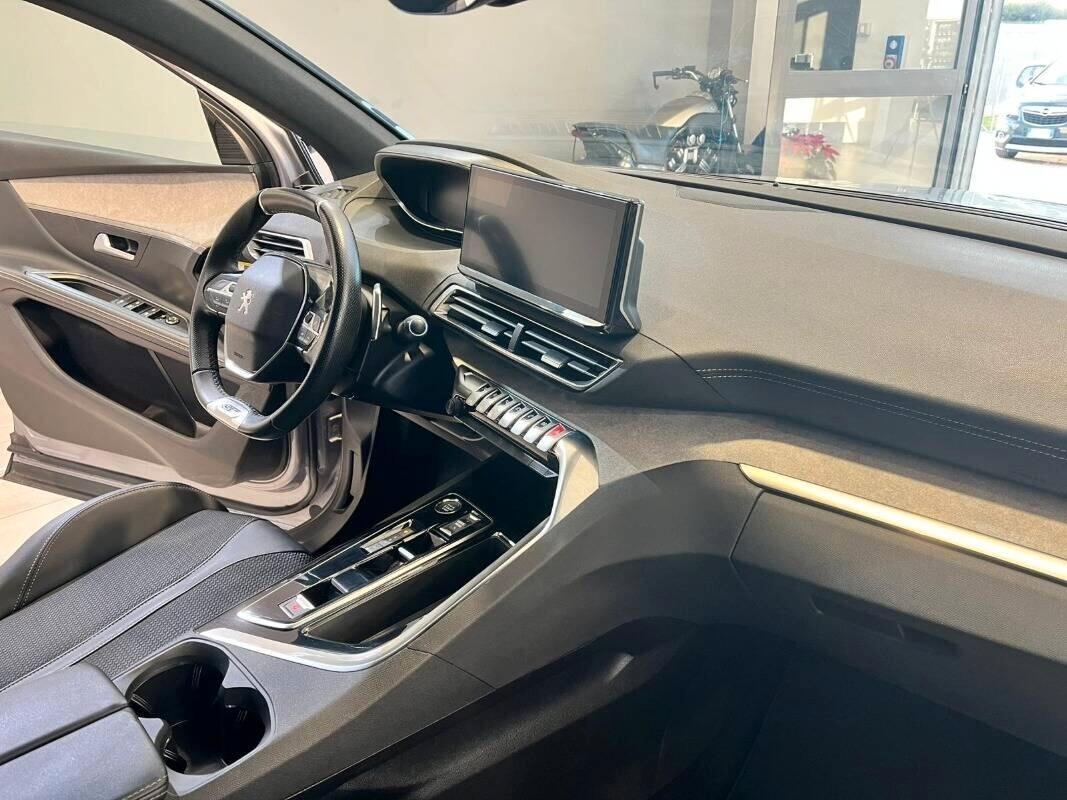 Peugeot 5008 BlueHDi 130 S&S EAT8 GT