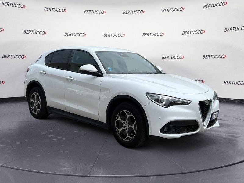Alfa Romeo Stelvio 2.2 Turbodiesel 160 CV AT8 RWD Super Business