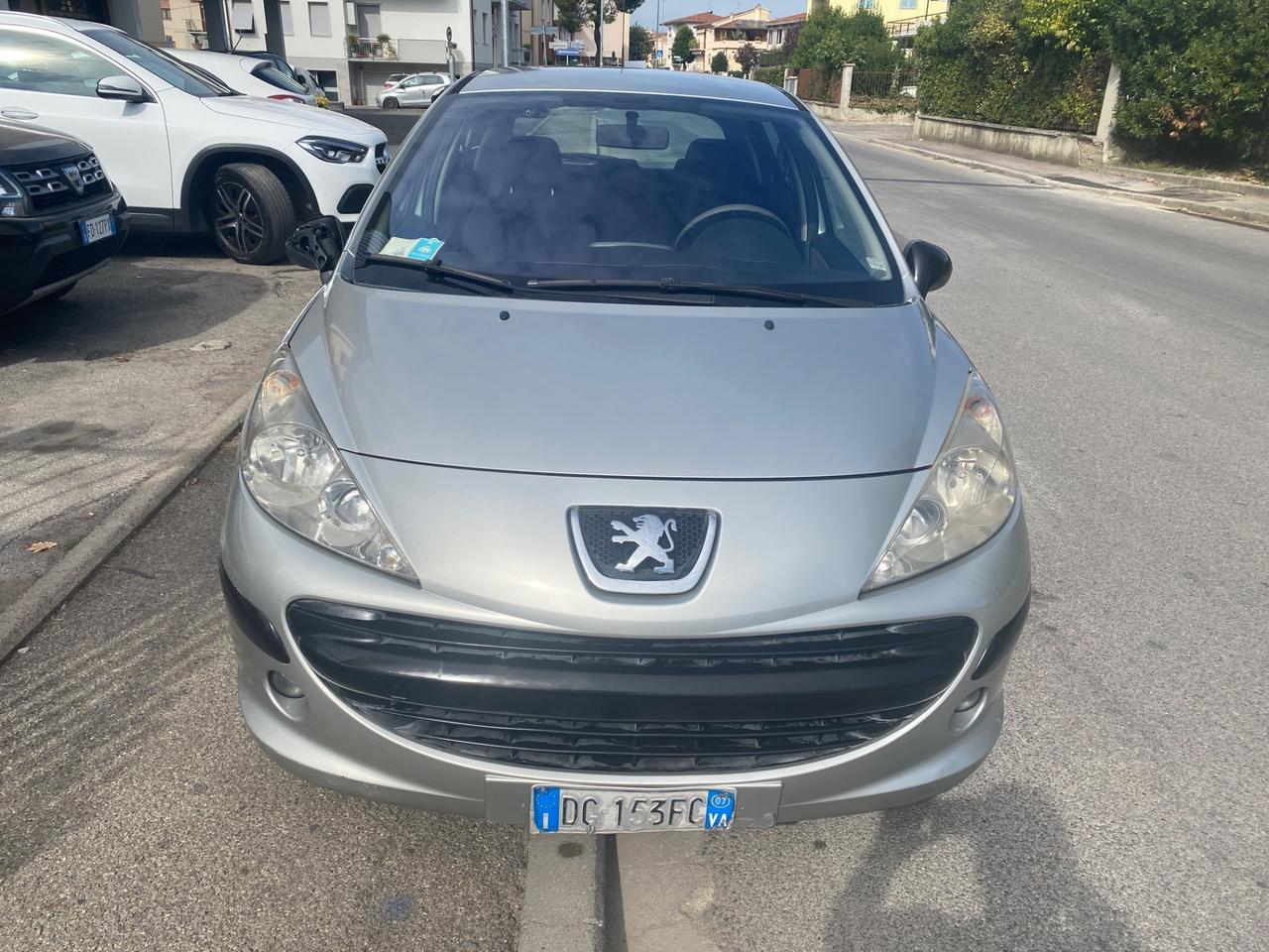 Peugeot 207 1.6 HDi 90CV 5p. XS
