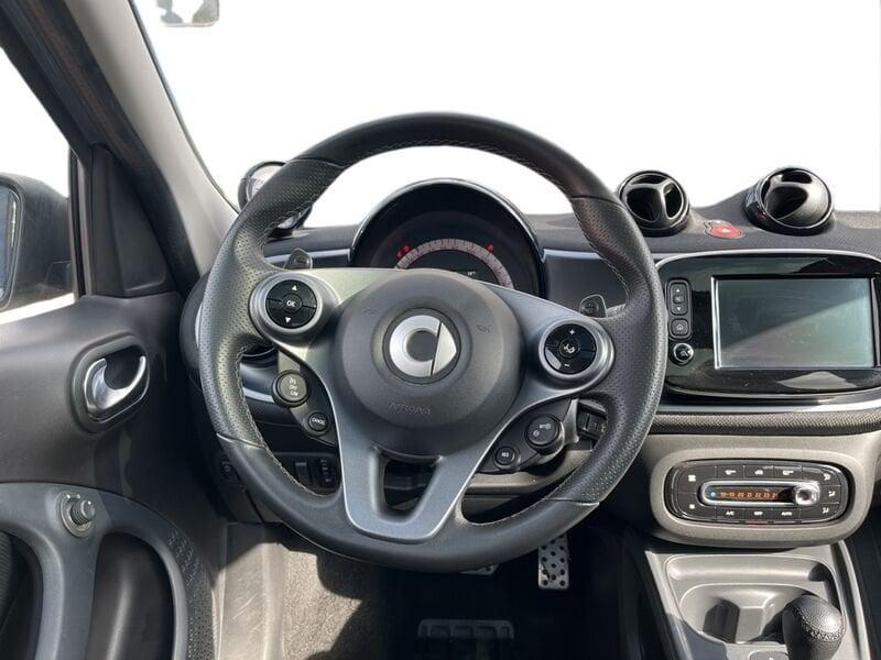 smart forfour II 2015 0.9 t Superpassion 90cv twinamic