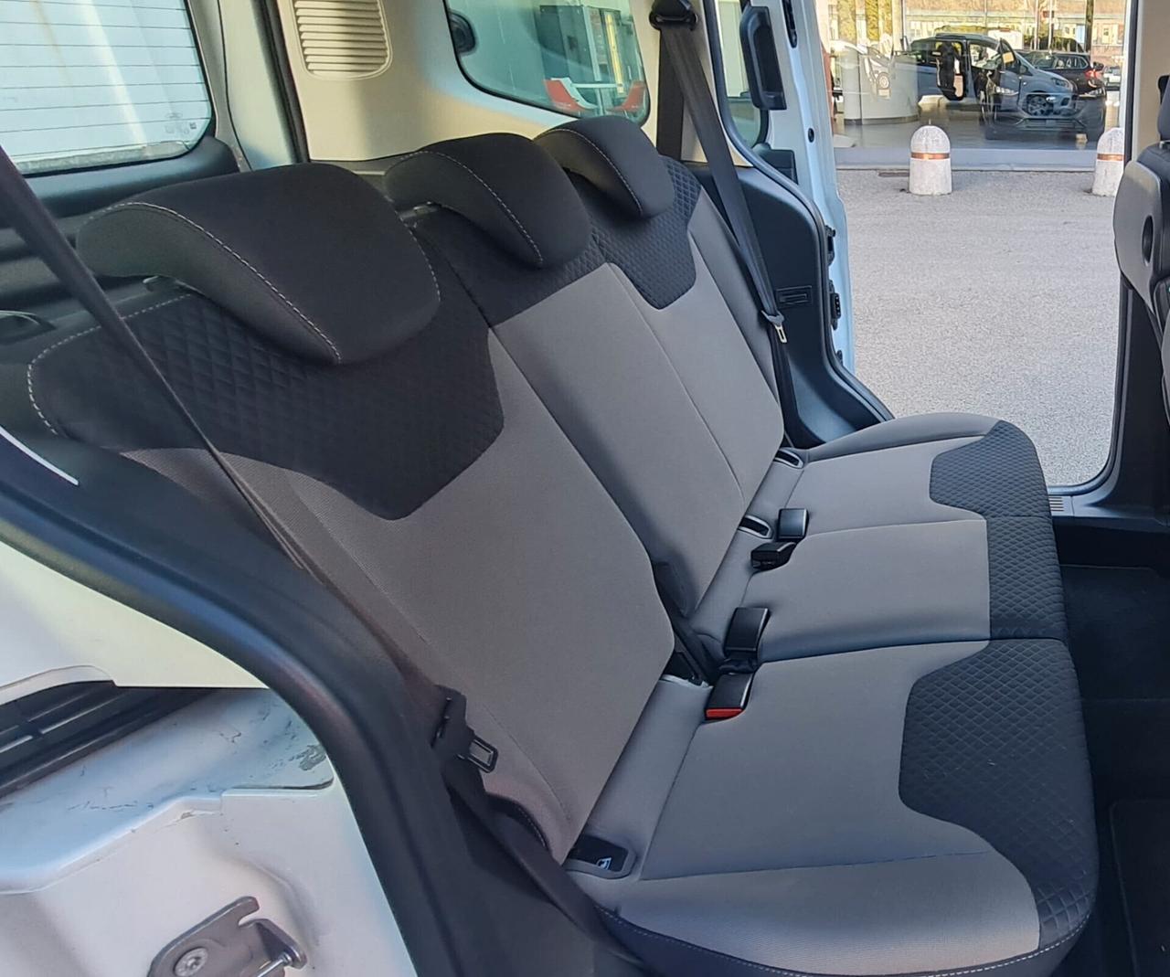 Ford Tourneo Courier 1.5 TDCI 75 CV Plus Km 42000