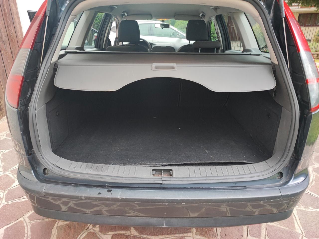 Ford Focus 1.6 TDCi 90 CV station wagon neopatentati