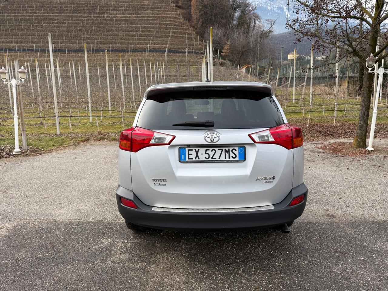 Toyota RAV 4 RAV4 2.0 D-4D 4WD Lounge White Ed.