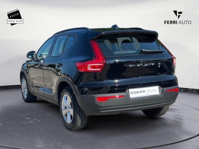 VOLVO XC40 T2 Geartronic Momentum Core