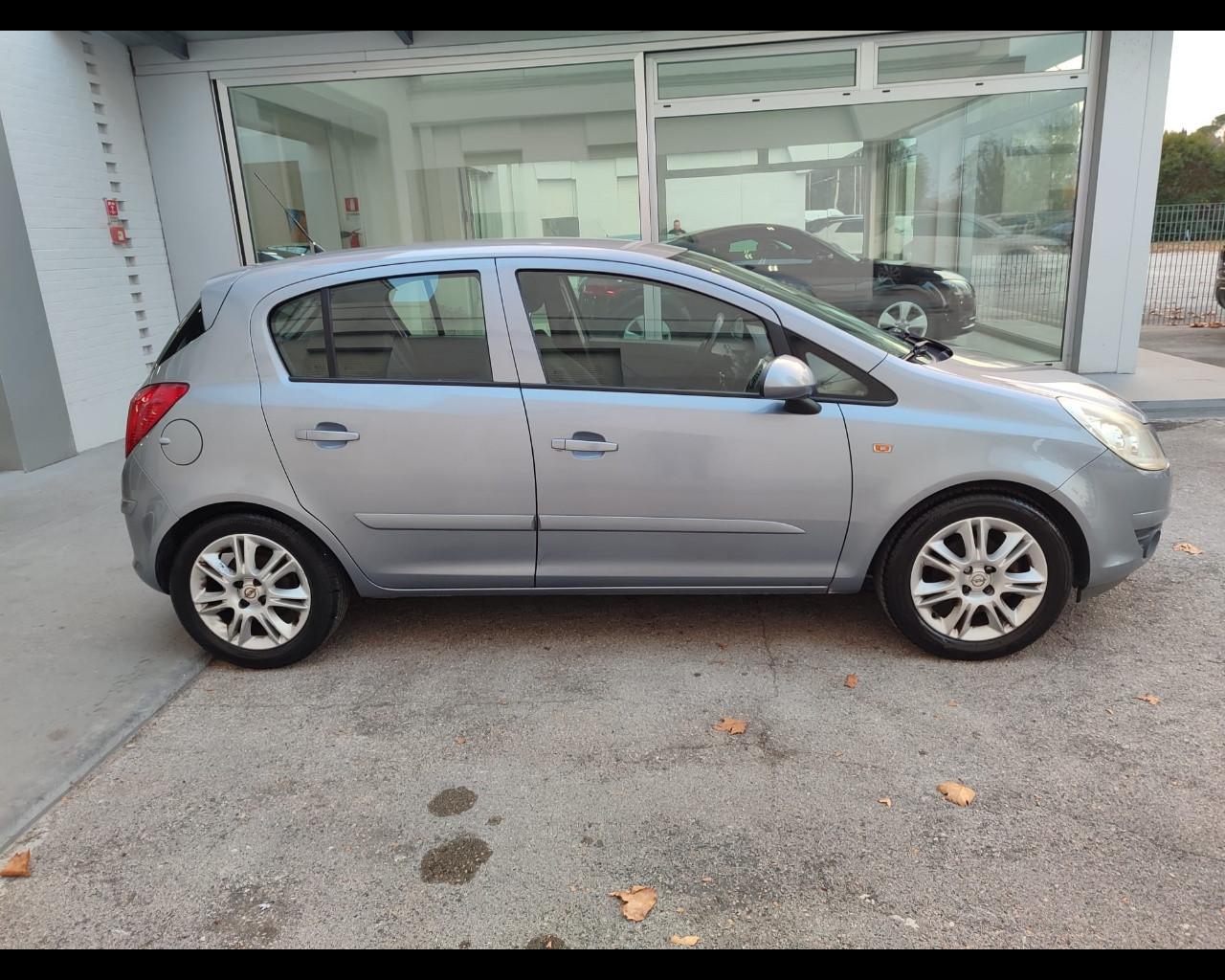 OPEL Corsa 4ª serie - Corsa 1.2 5 porte Club