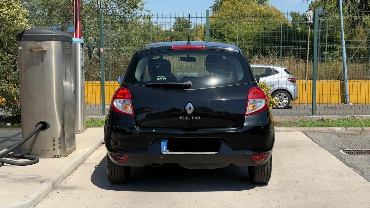Renault Clio 1.2 16V 5 porte GPL Yahoo! 2012