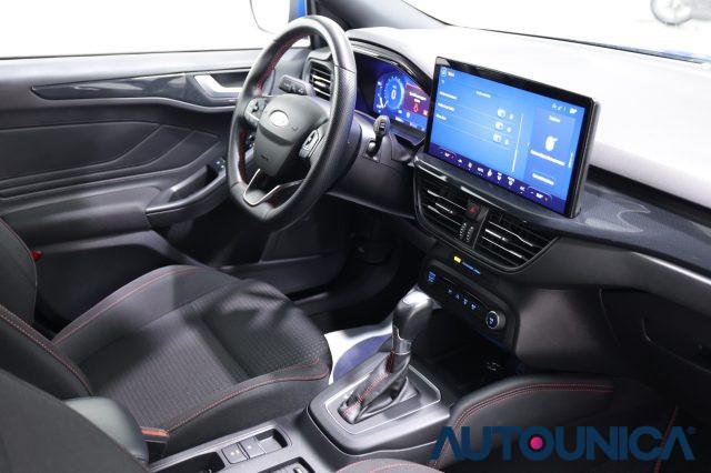 FORD Focus 1.0 ECOBOOS HYBRID 155 CV POWERSHIFT ST-LINE X