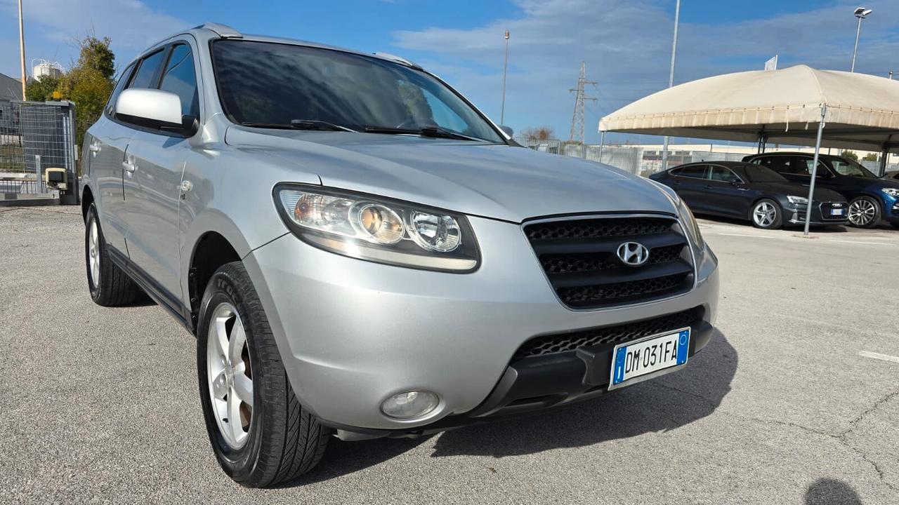 Hyundai Santa Fe 2.2 CRDi VGT Active 5 p.ti