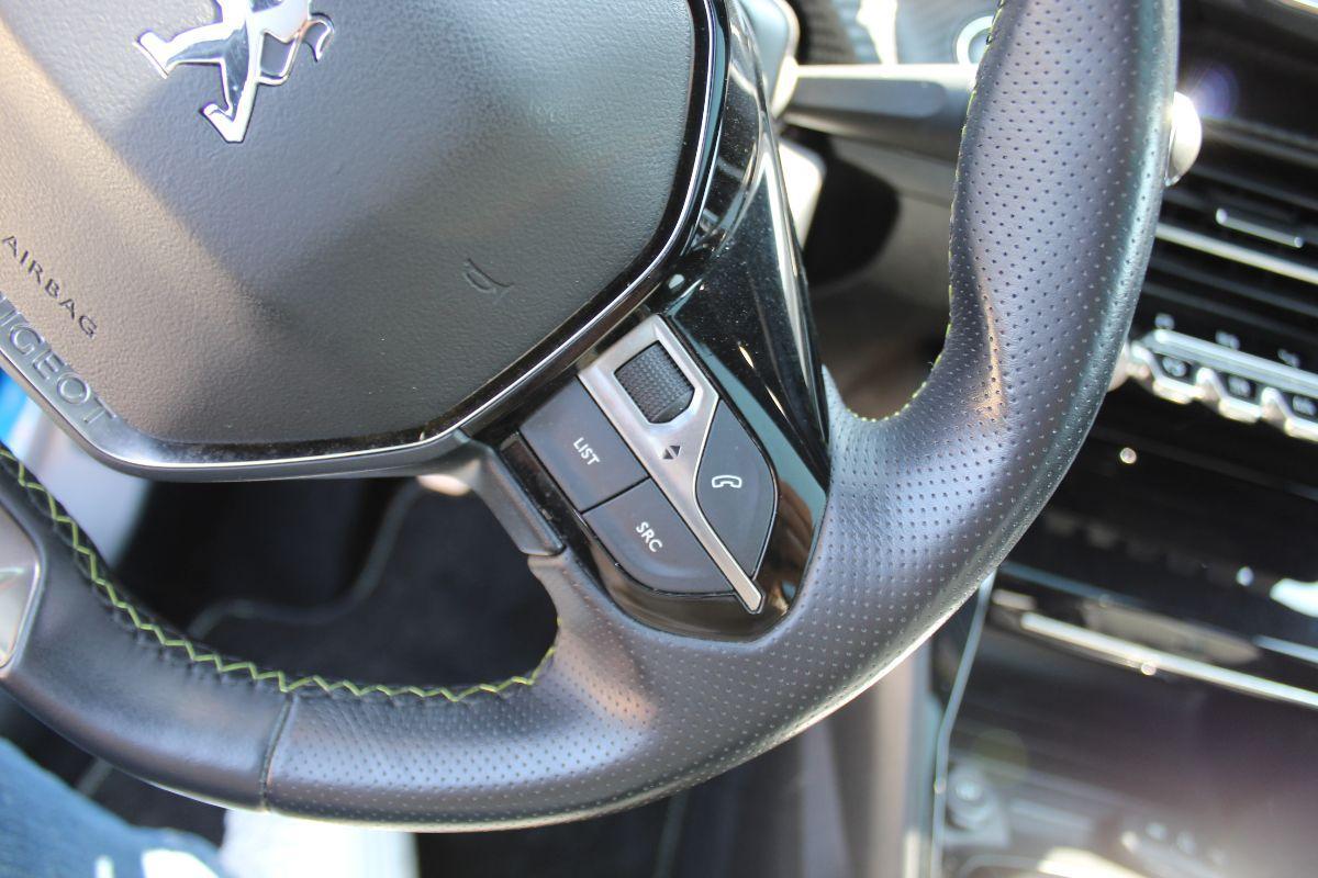 PEUGEOT - 208 - PureTech 100 S&S 5p. GT Line