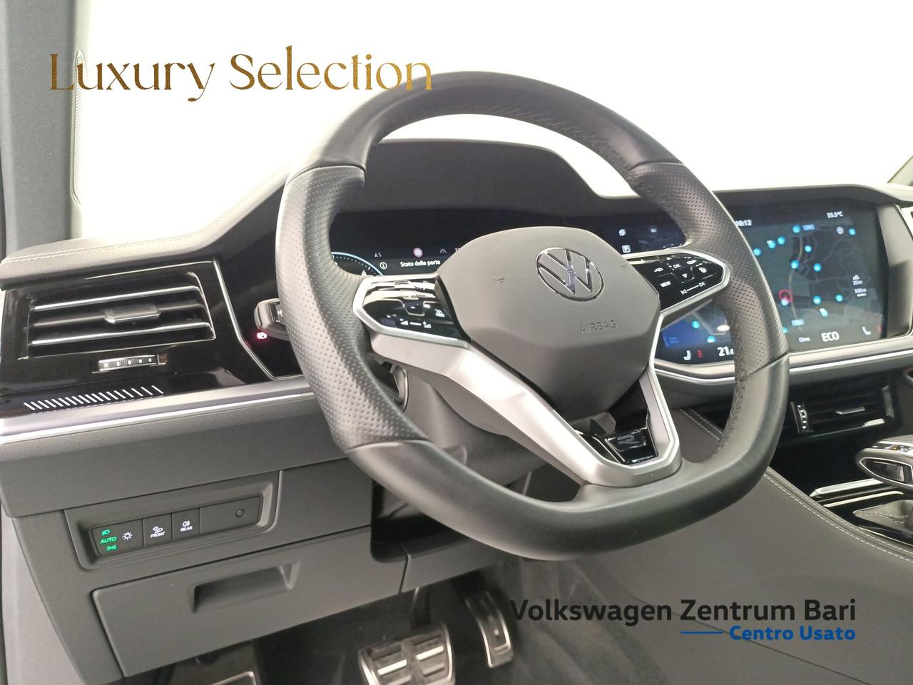 Volkswagen Touareg 3.0 v6 tdi elegance r-line exterior pack 231cv tiptronic
