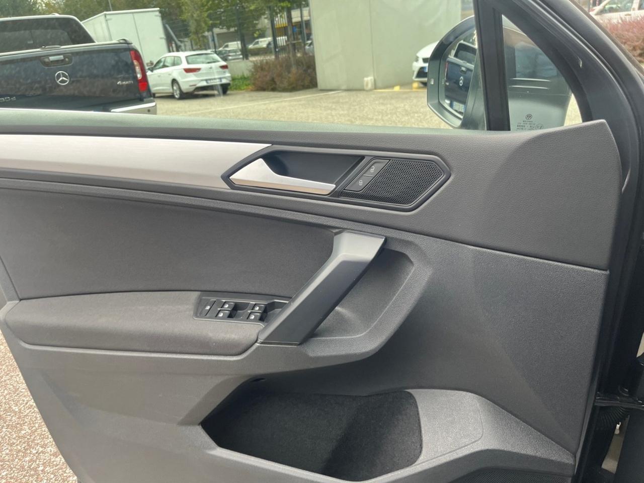 Volkswagen Tiguan 1.5 tsi business 130cv