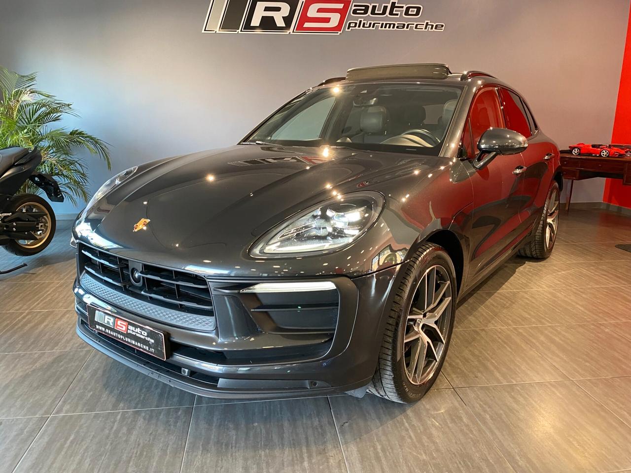 Porsche Macan 2.0 Sport Chrono