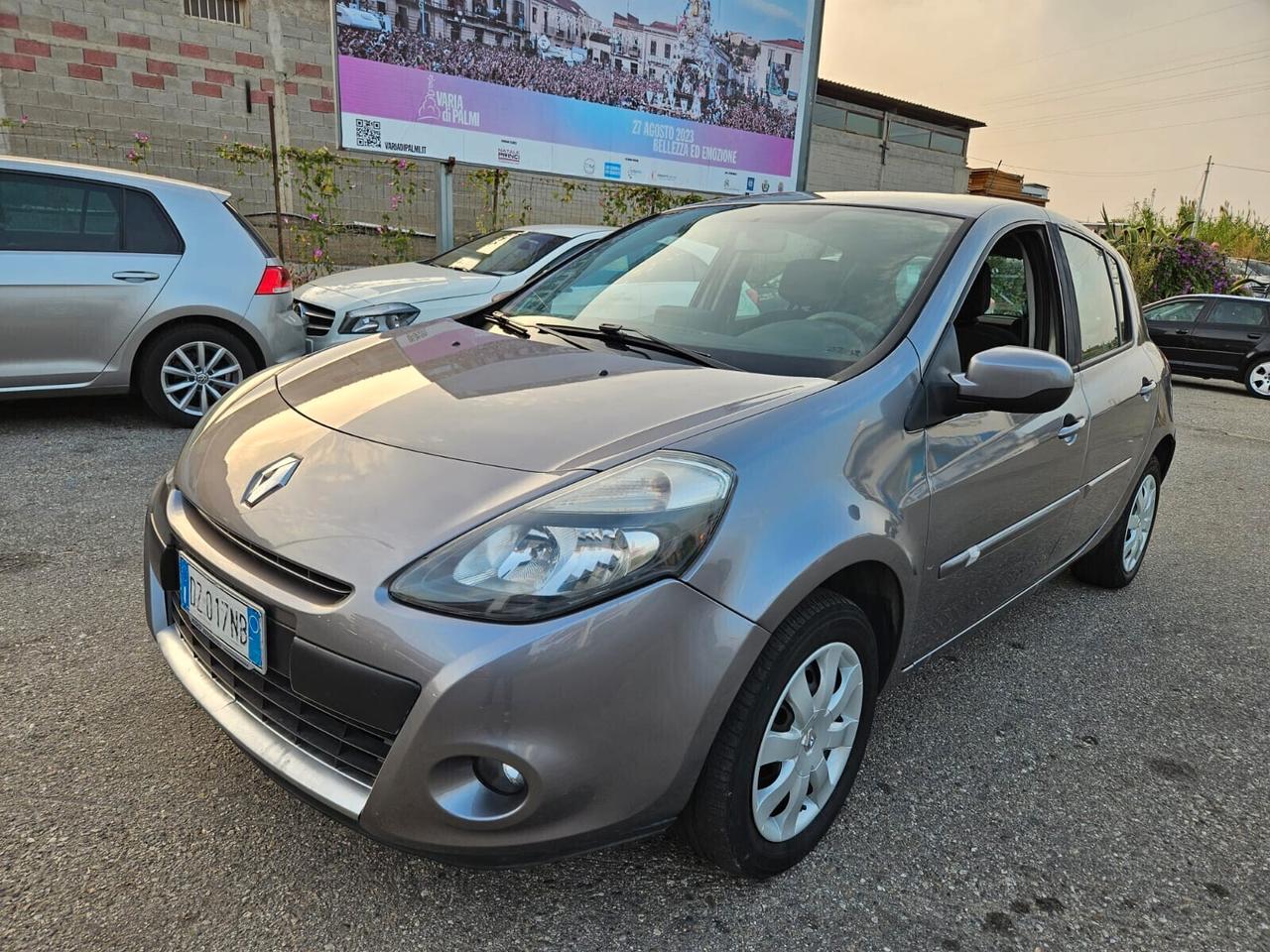 Renault Clio 1.2 16V 5 porte Luxe