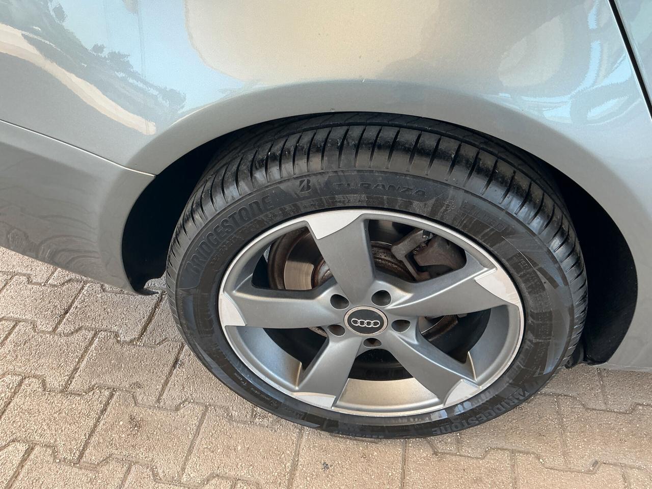 Audi A4 2.0 TDI 143CV F.AP. mult.
