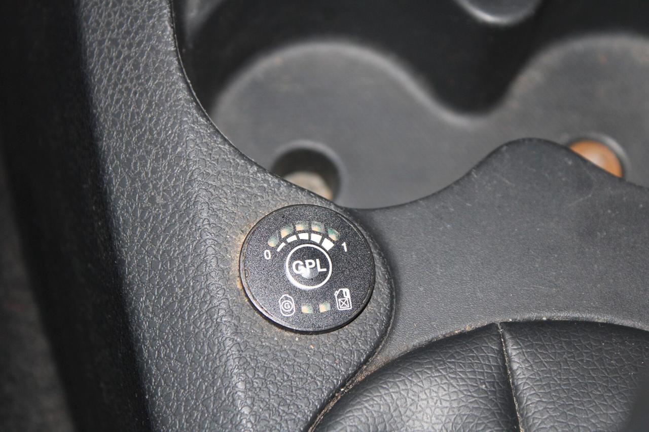 Dacia Sandero 0.9 TCe 12V TurboGPL 90CV Start&Stop Ambiance