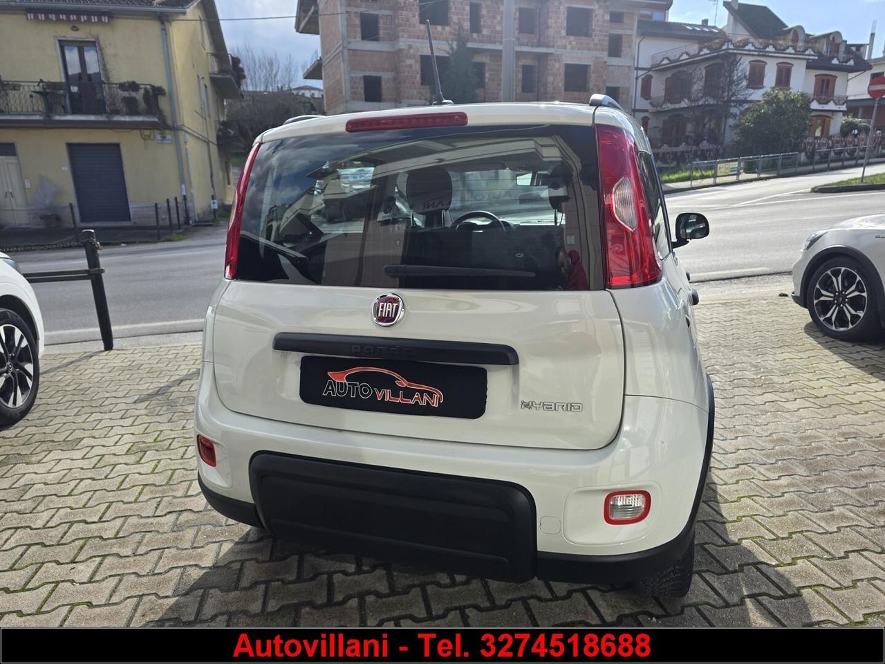 Fiat panda1.0 firefly SeS Hybrid 2022