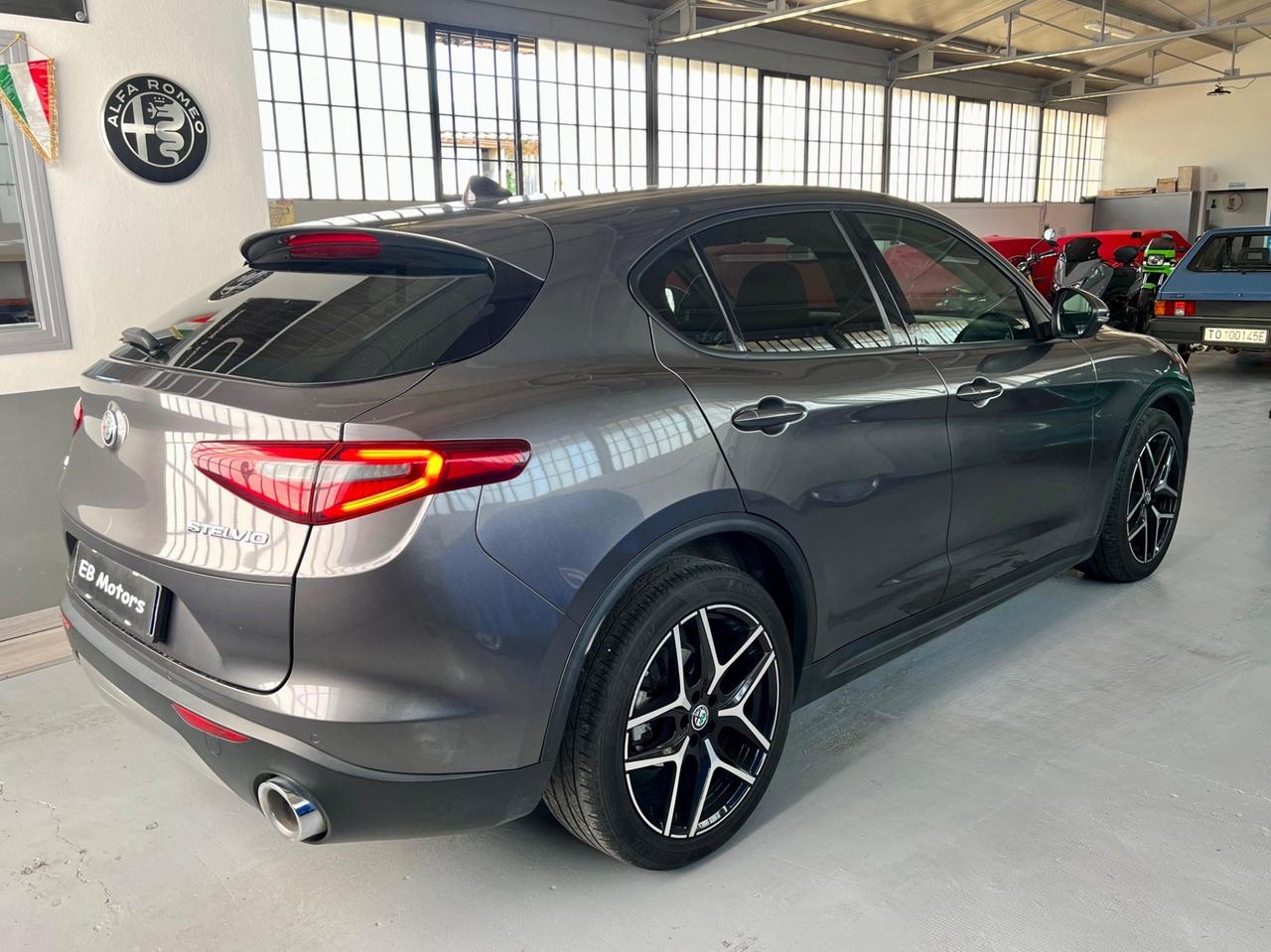Alfa Romeo Stelvio 2.2TD 180cv Executive AT8 RWD