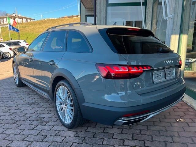 Audi A4 allroad 40 tdi quattro 204cv S-tronic, Tetto, 19", Led, Gancio Traino