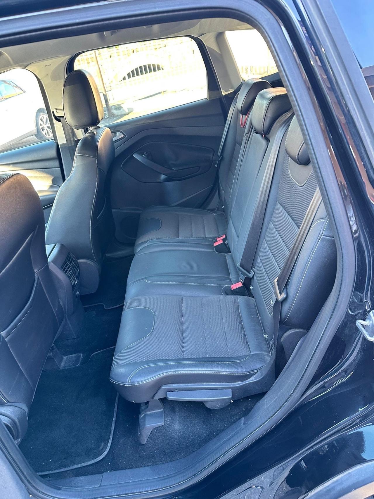 Ford Kuga 2.0 TDCI 163 CV 4WD Powershift Titanium