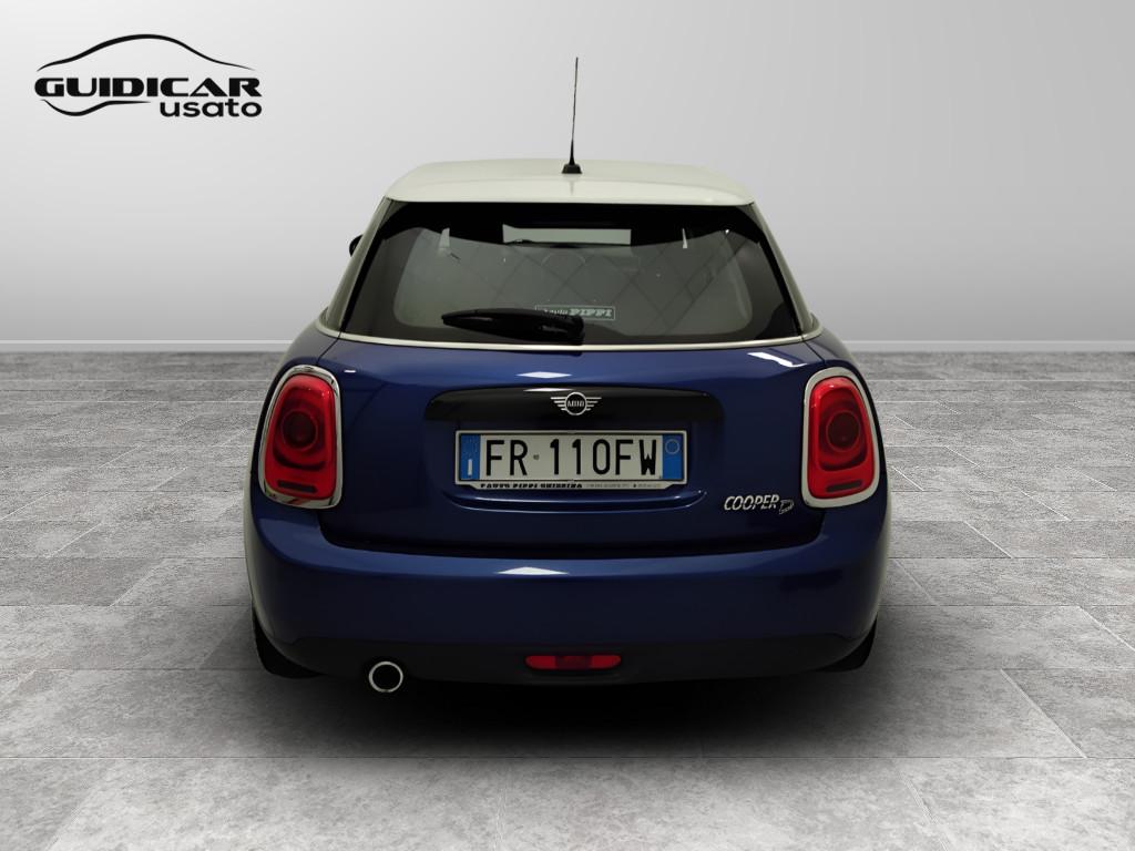 MINI Mini IV F55 2018 5p - Mini 5p 1.5 Cooper D