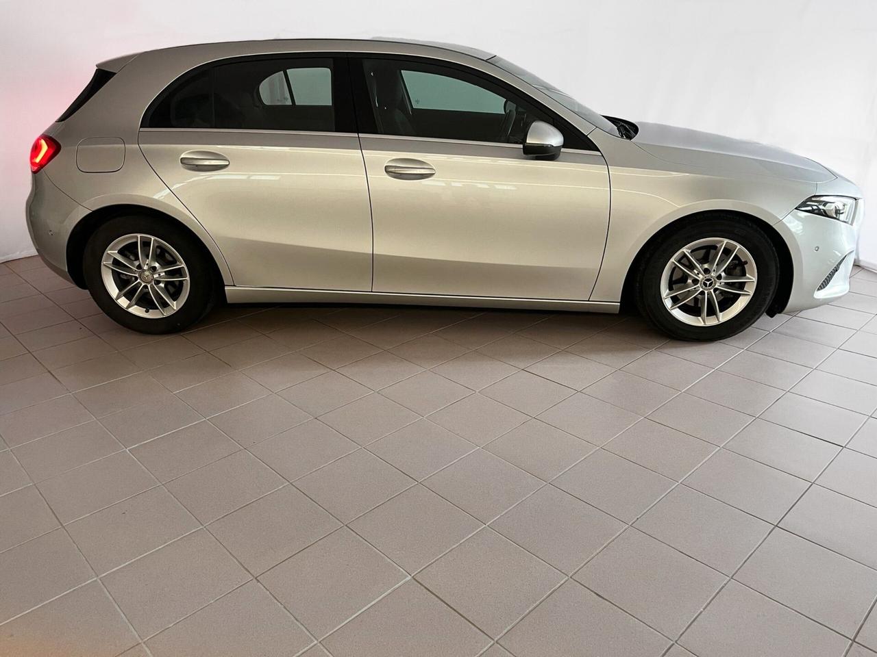 Mercedes-benz A 180 A 180 d Automatic Business Extra