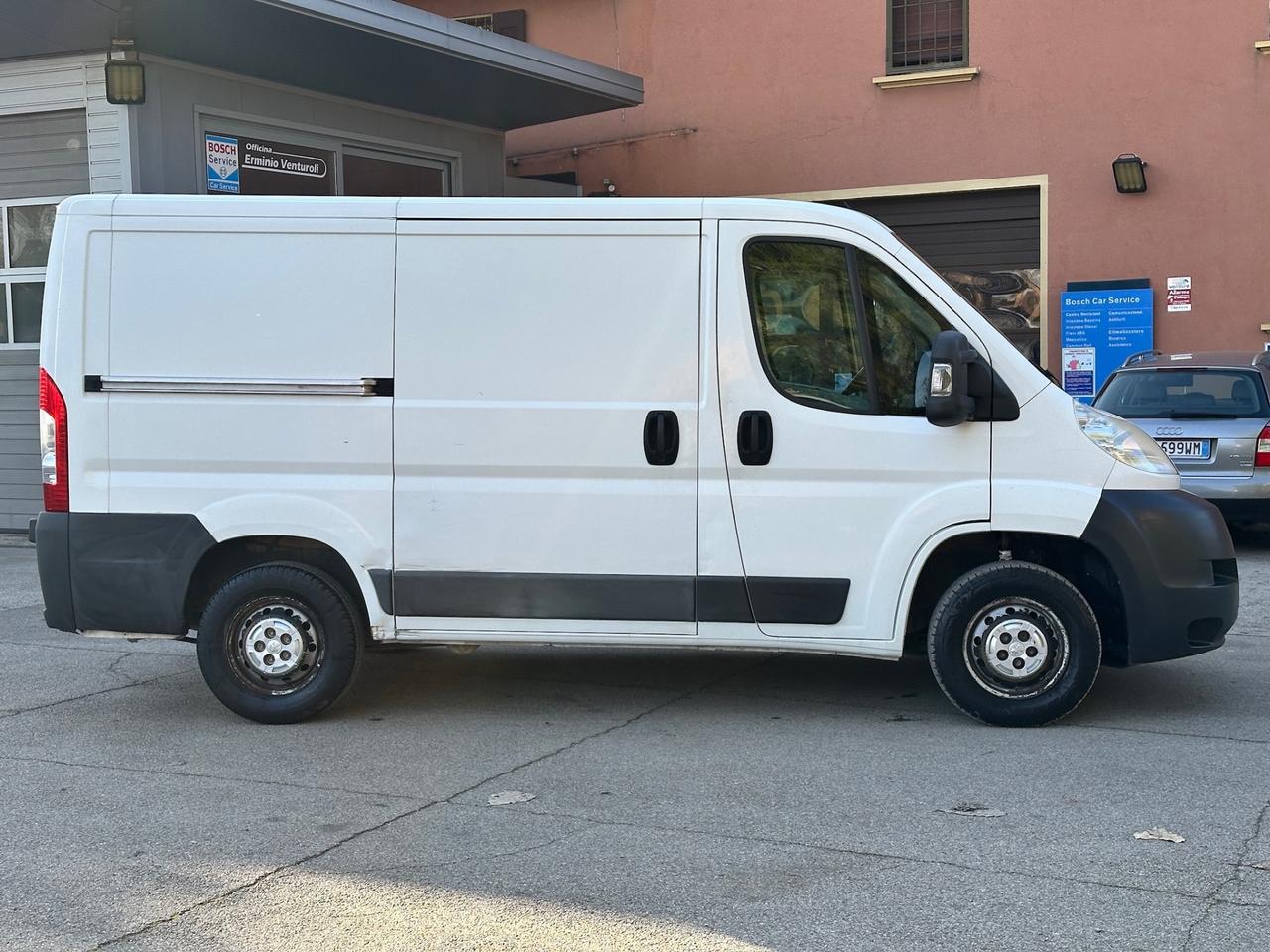 Peugeot Boxer 2.2 HDi Furgone 3 posti autocarro