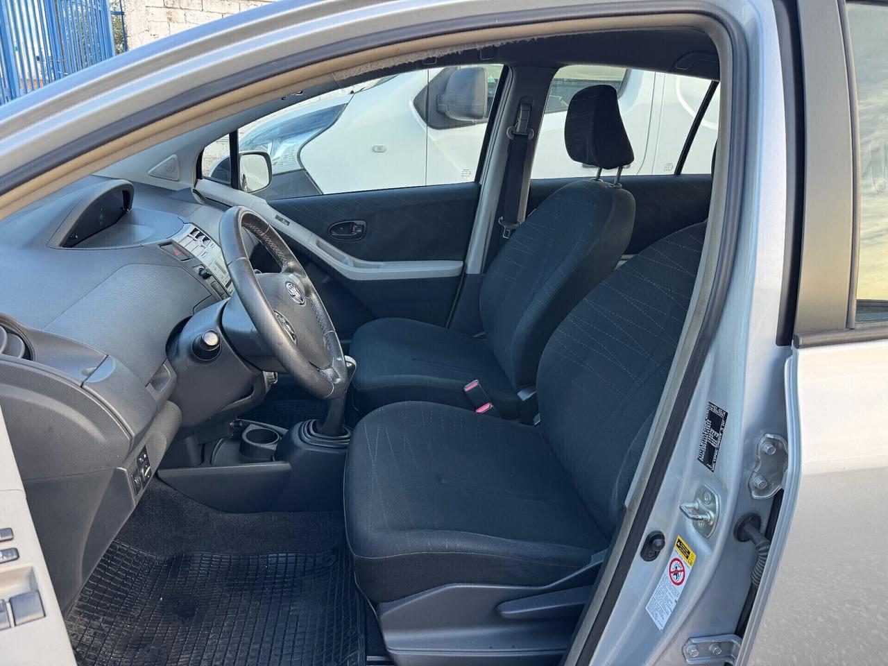 Toyota Yaris 1.0 5 porte Sol “NUOVISSIMA”