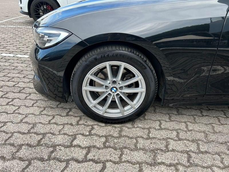 BMW Serie 3 320d mhev 48V xdrive auto