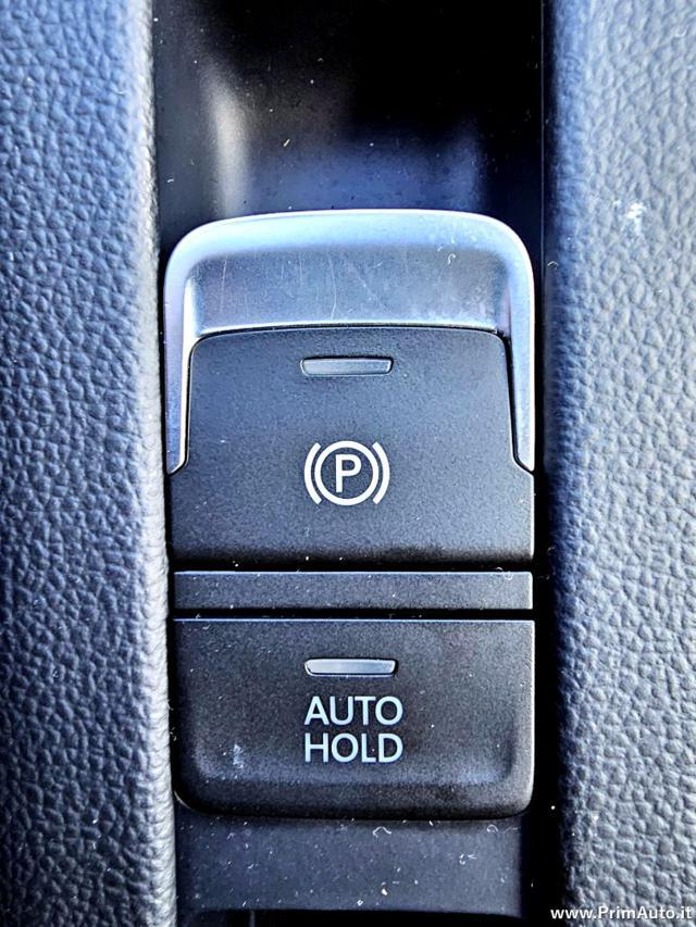 VOLKSWAGEN Passat Variant 2.0 TDI SCR 122 CV EVO DSG Business