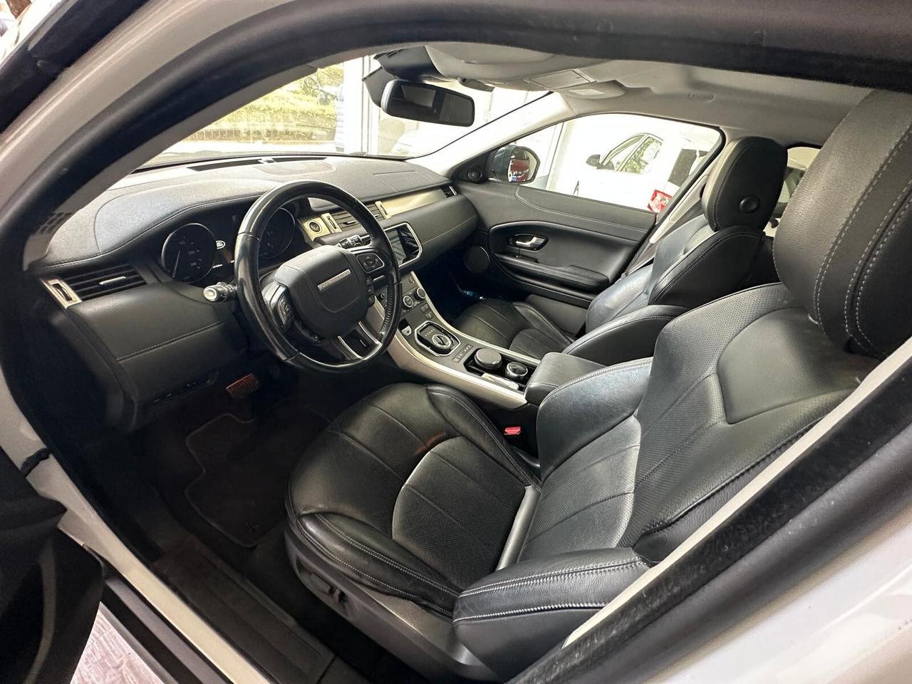 Land Rover Range Evoque 2.0 TD4 180 CV 5p. SE Dynamic