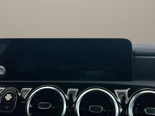 MERCEDES-BENZ A 180 d Automatic Progressive Advanced