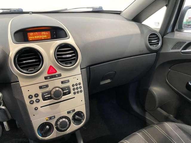 Opel Corsa 1.2 5 porte NEOPATENTATI