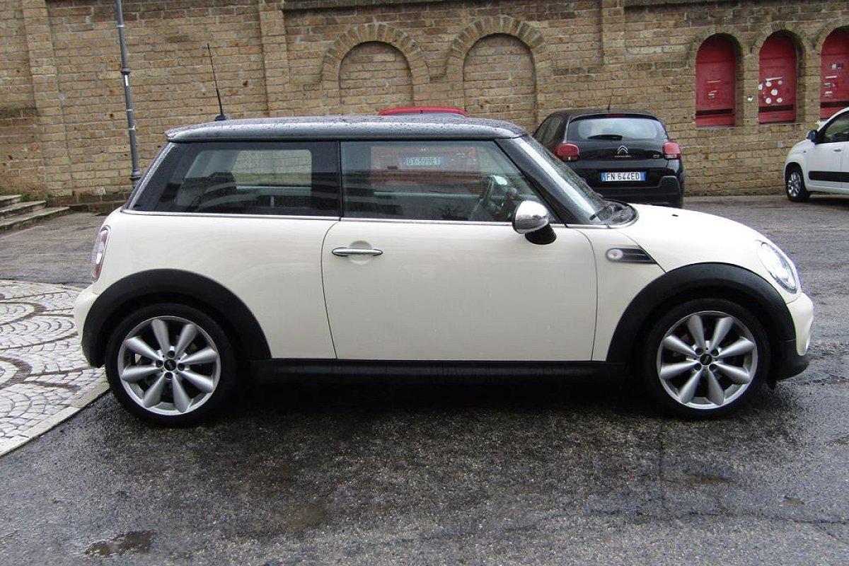 MINI Mini 1.6 16V Cooper D