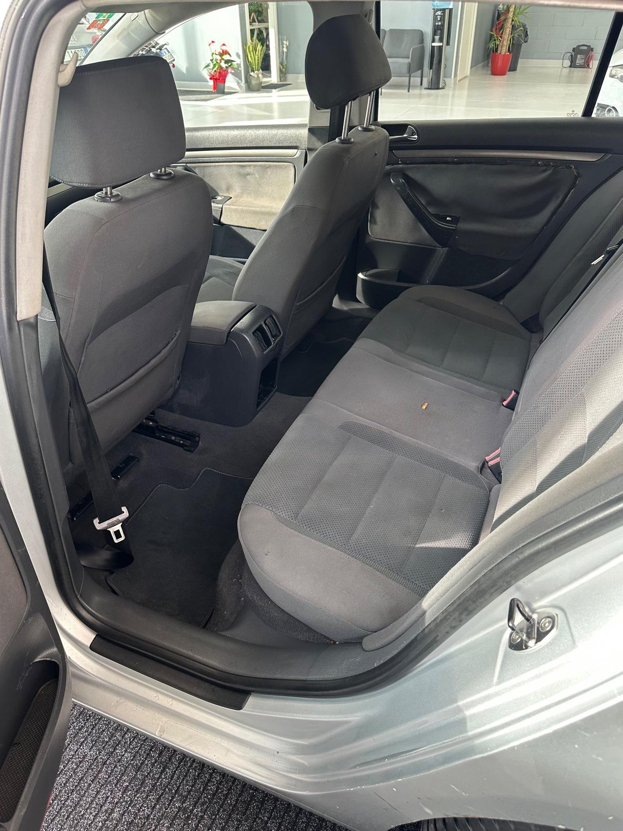 Volkswagen Golf 2.0 16V TDI 5p. Comfortline