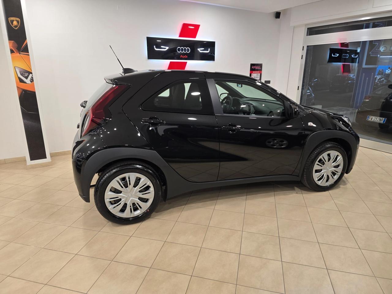 Toyota Aygo X 1.0 VVT-i 72 CV 5 porte Trend Air