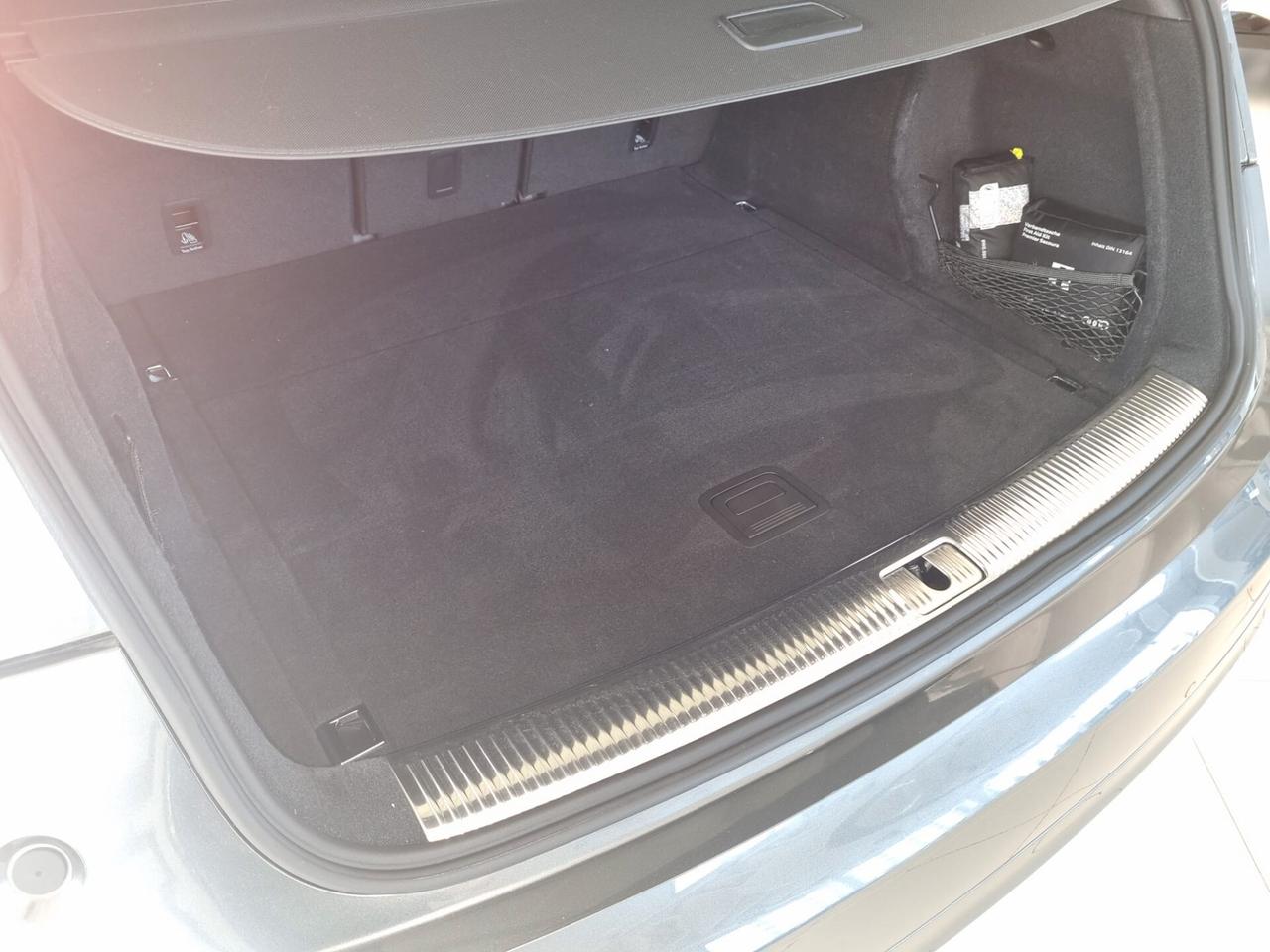 Audi Q5 40 TDI 204 CV quattro S tronic Identity Black