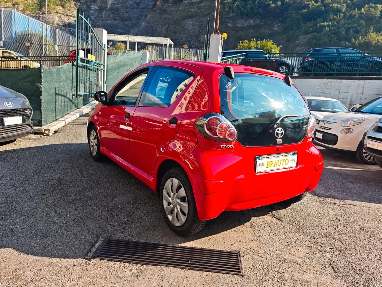 Toyota Aygo 1.0 12V VVT-i 5 porte Active Connect