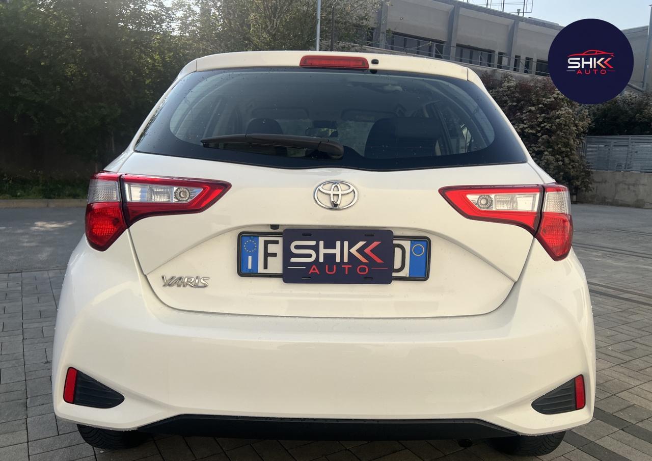 Toyota Yaris 1.0 5 porte Active