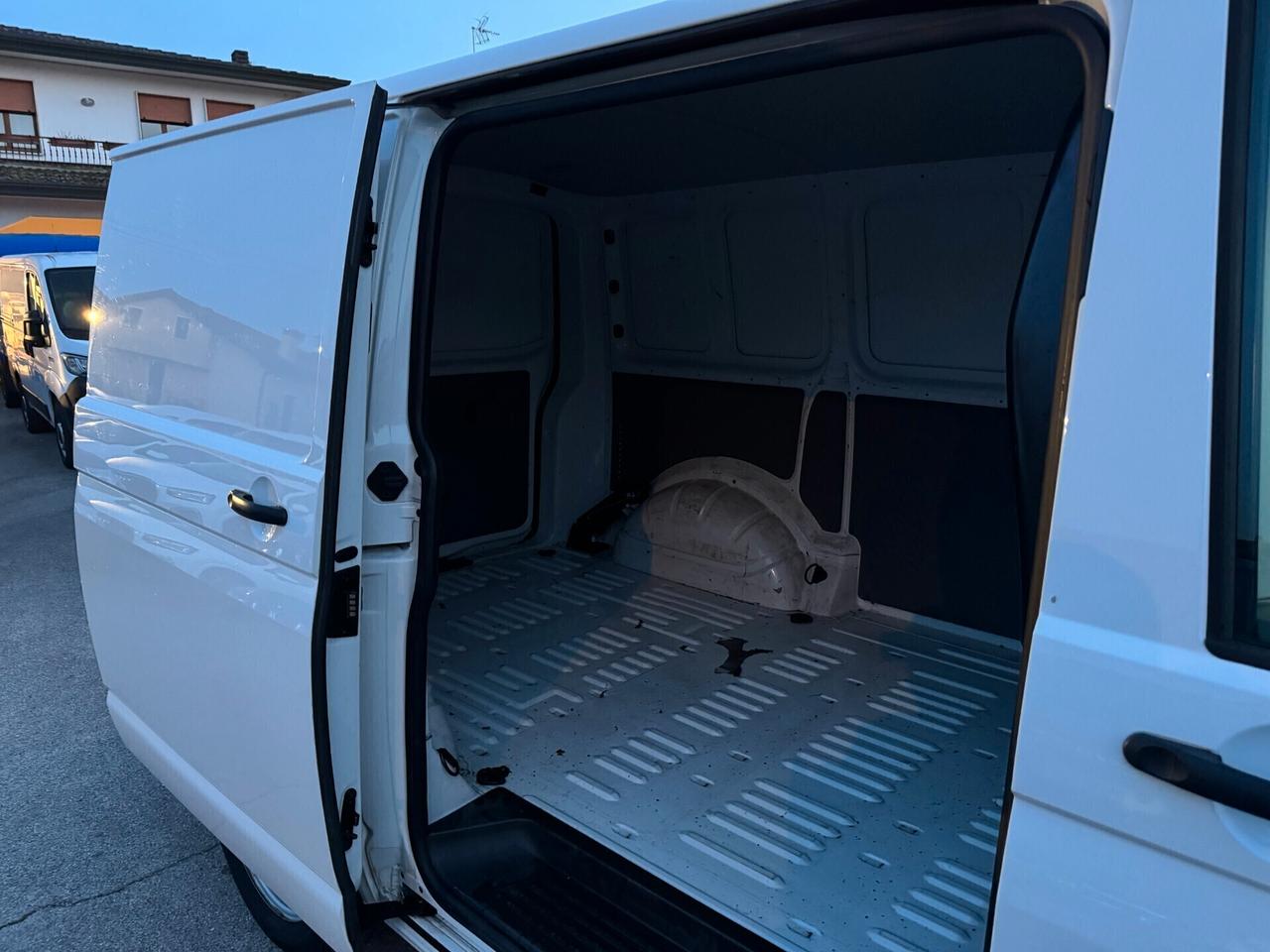 Volkswagen Transporter 2.0 TDI 150CV PC Furgone