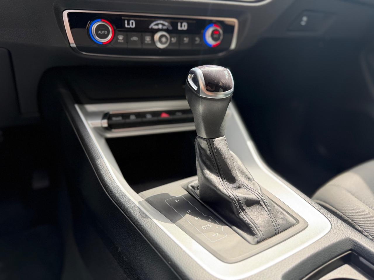 Audi Q3 35 TDI S tronic Business Advanced