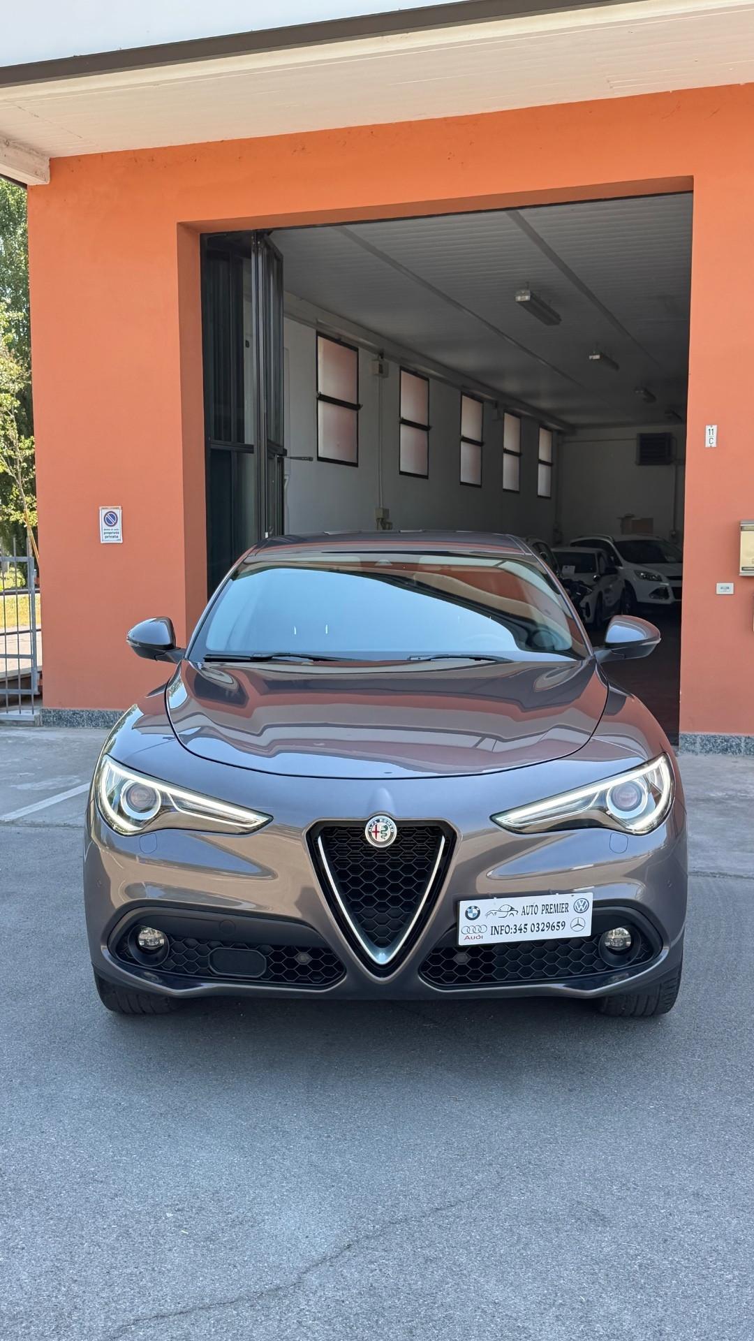 Alfa Romeo Stelvio 2.2 Turbodiesel 190 CV AT8 Q4 Executive