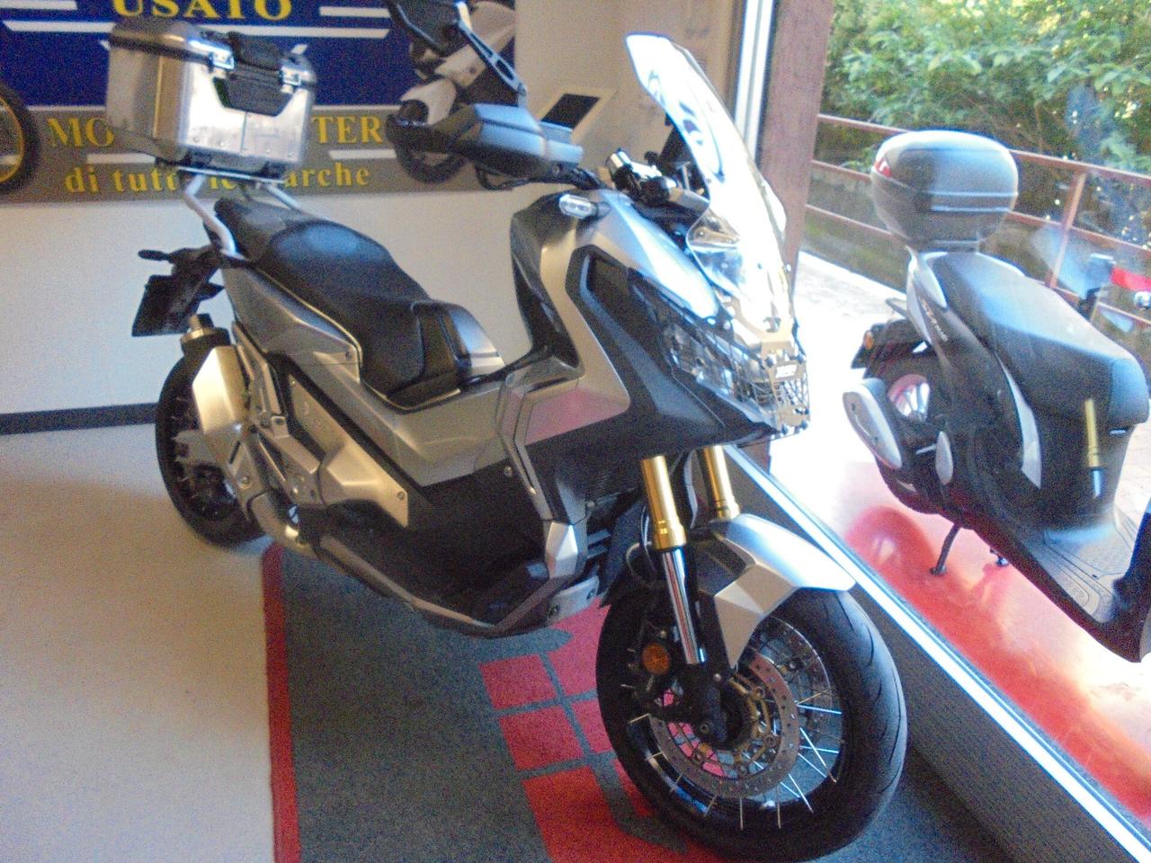 Honda X-ADV 750 TRAVEL EDITION