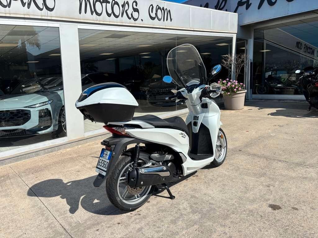 Honda SH 300 i 2017 / KM 23.000 Condizioni pari al nuovo