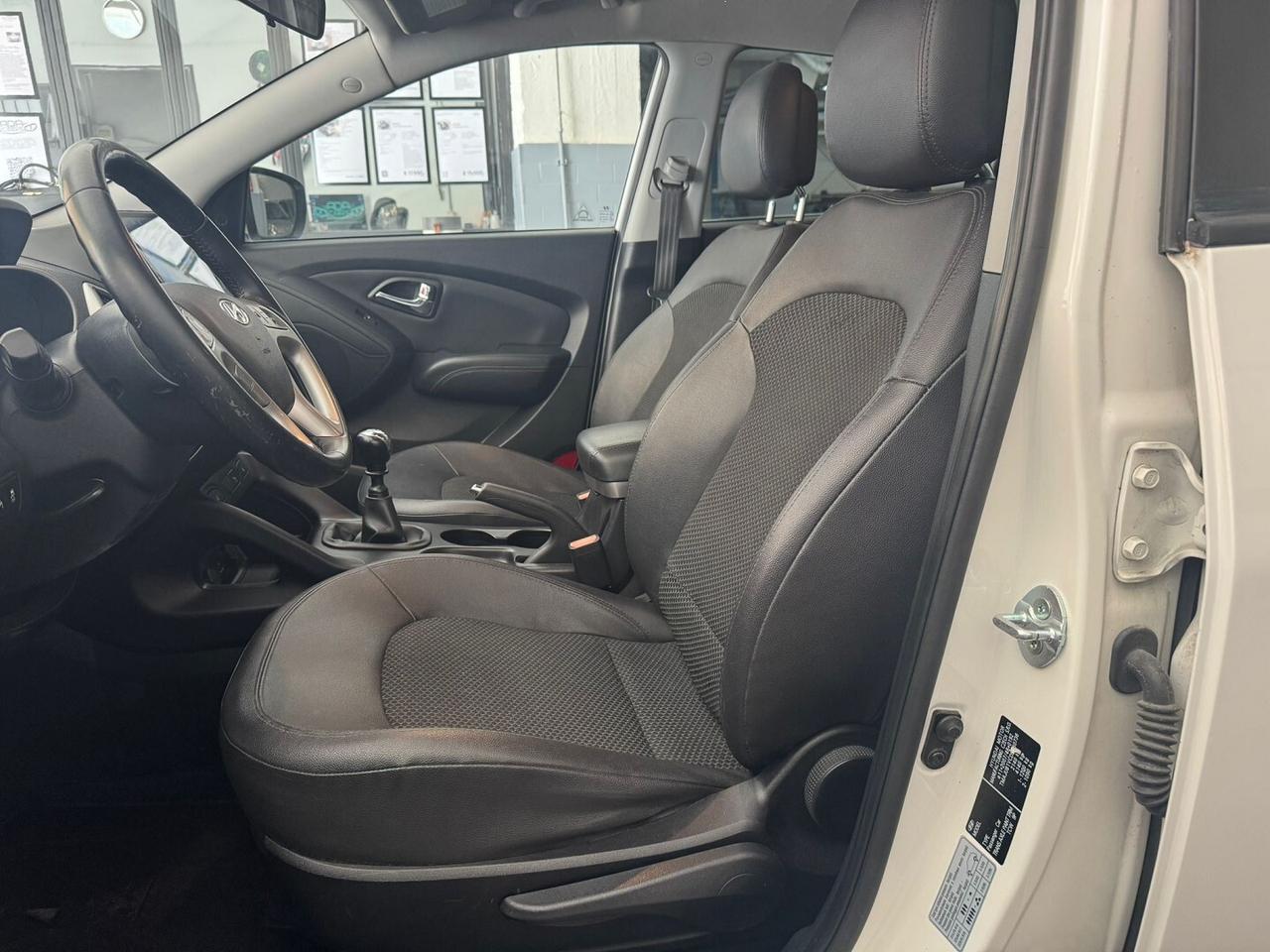 HYUNDAI Ix35 2.0 4WD