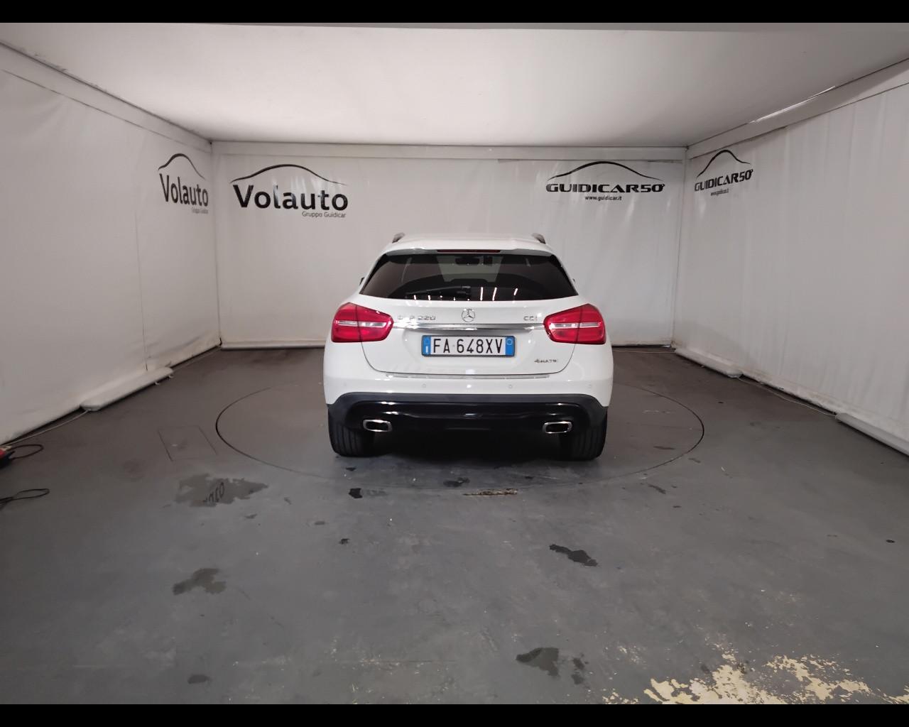 Mercedes-Benz GLA-X156 2014 - GLA 220 d (cdi) Sport 4matic 170cv auto