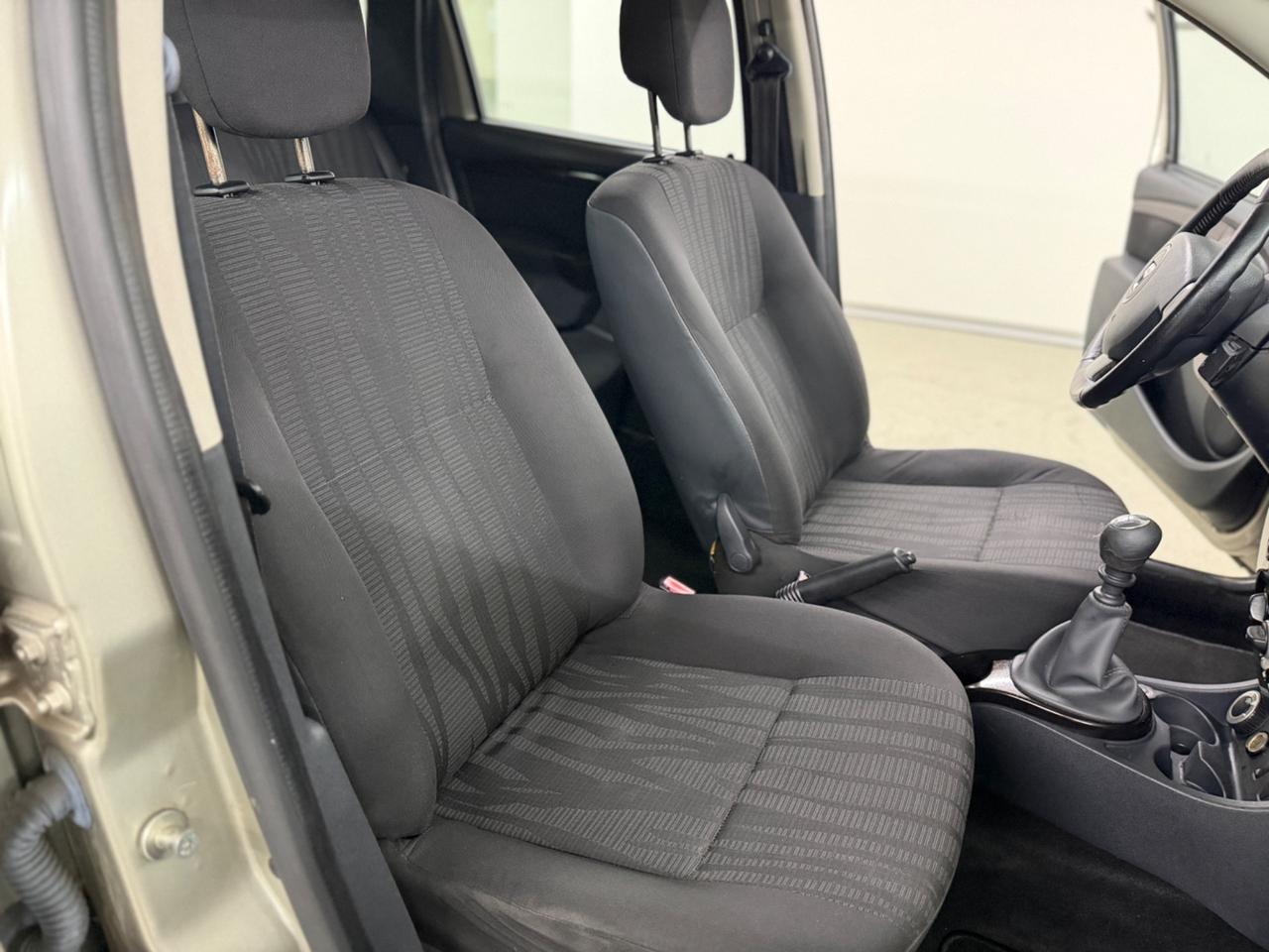 DACIA DUSTER 4WD (anno 2012)